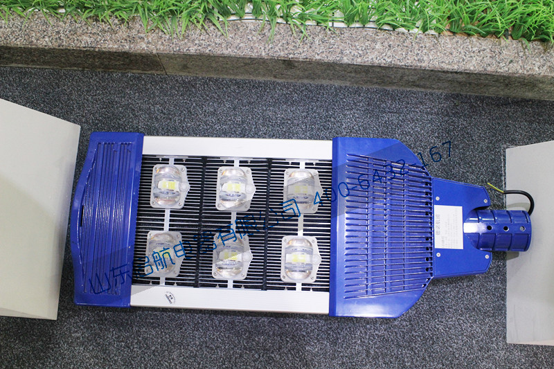 路燈燈頭.jpg 路燈燈頭.jpg