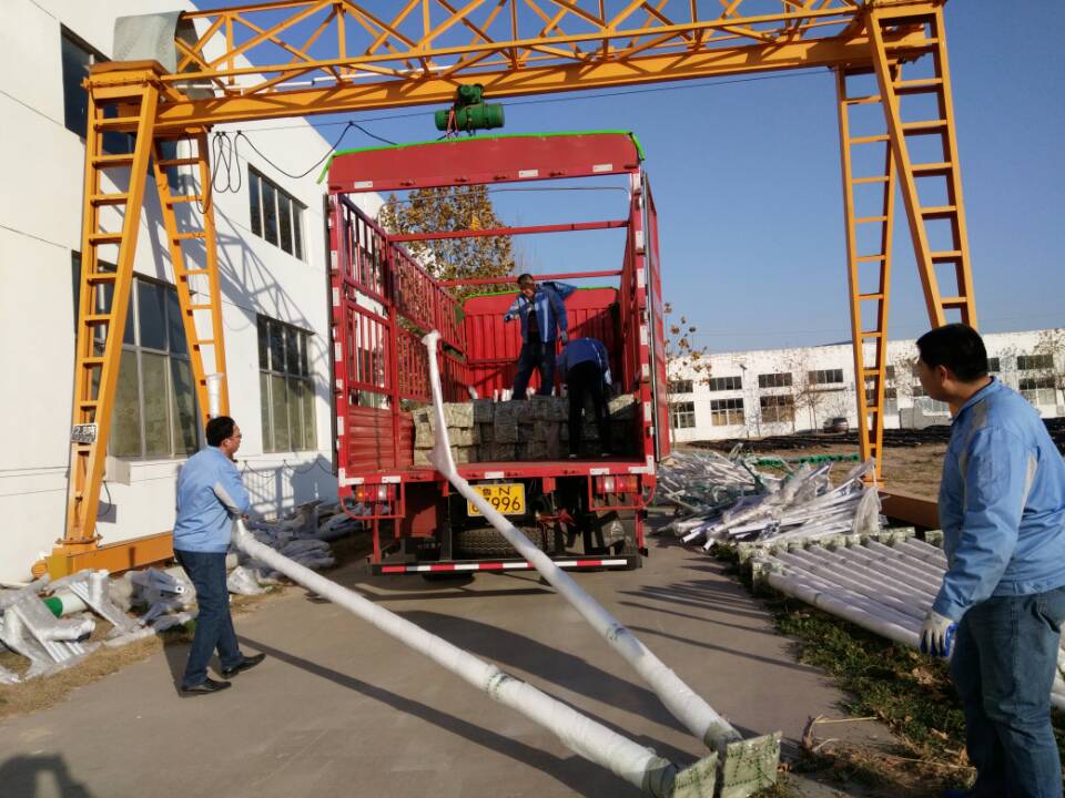 山東太陽能路燈